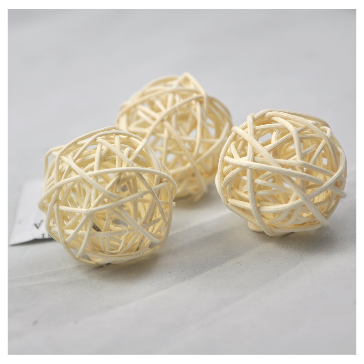 Set of 10 pcs Wicker Rattan Balls Table Wedding Party Christmas Decoration (Diameter 1.6 Inch, White)